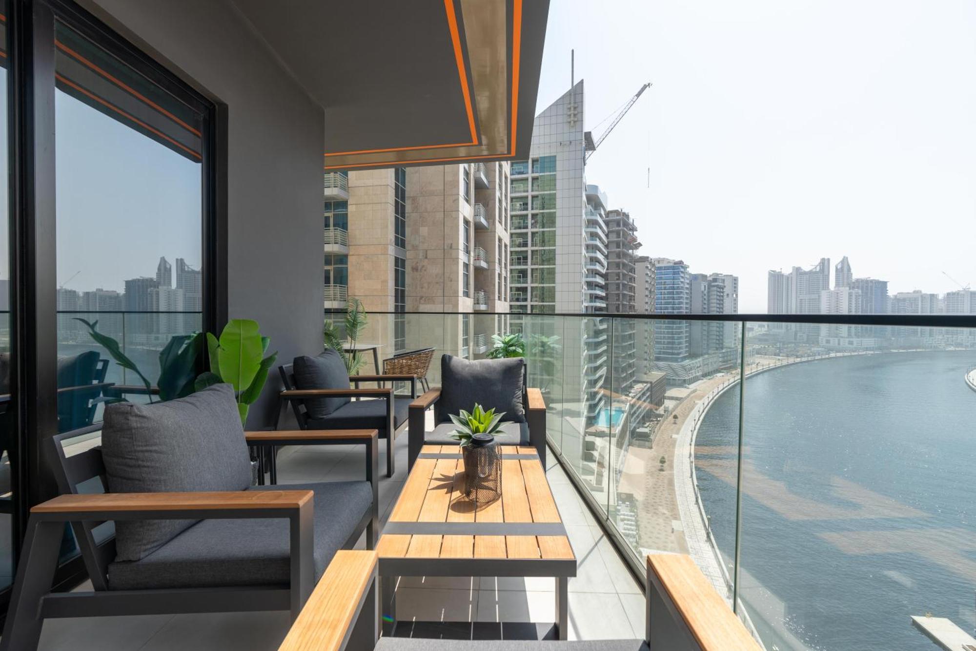 Stunning 2Bd Apartment Business Bay Dubai Exterior foto